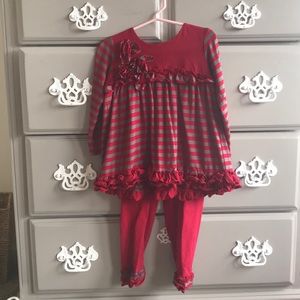 Isobella & Chloe outfit